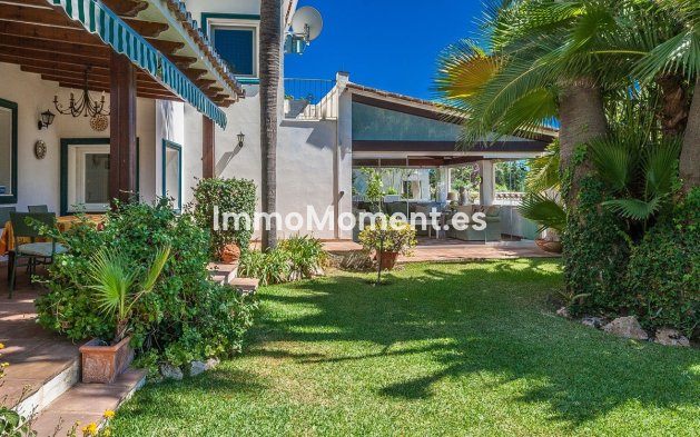 Resale - Villa - Marbella - Marbesa