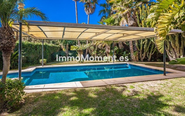 Resale - Villa - Marbella - Marbesa