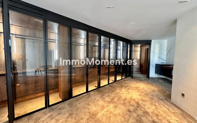 Wiederverkauf - Villa - Fuengirola - Higueron