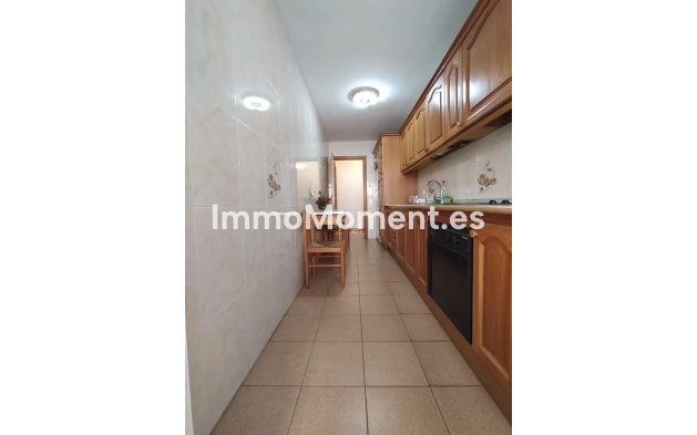 Resale - Apartment - Málaga