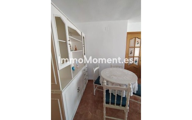 Resale - Apartment - Málaga