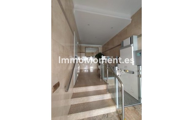 Resale - Apartment - Málaga