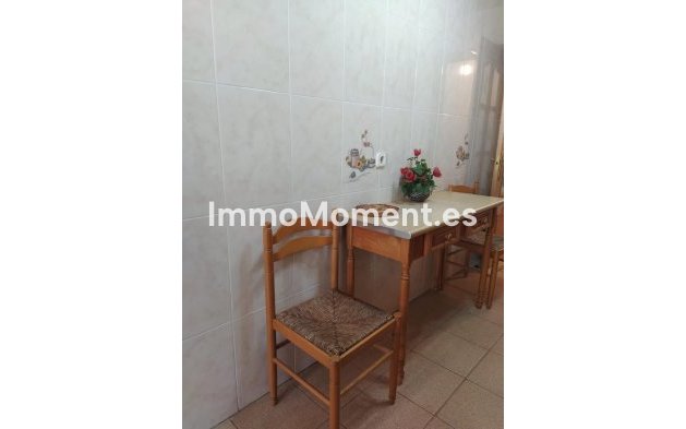 Resale - Apartment - Málaga