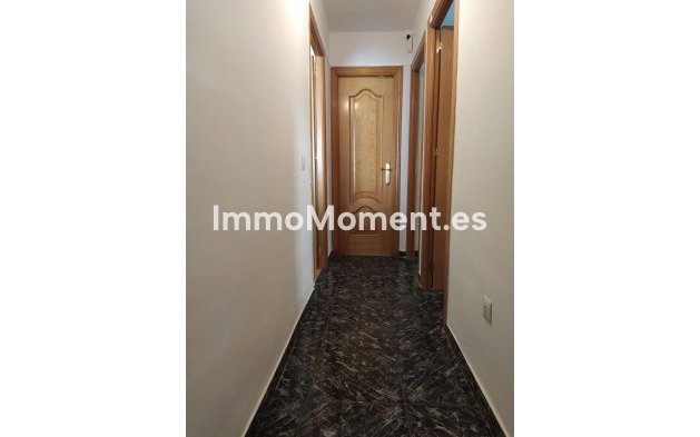 Resale - Apartment - Málaga