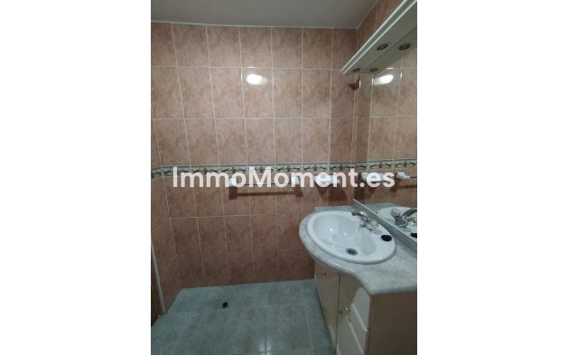 Resale - Apartment - Málaga