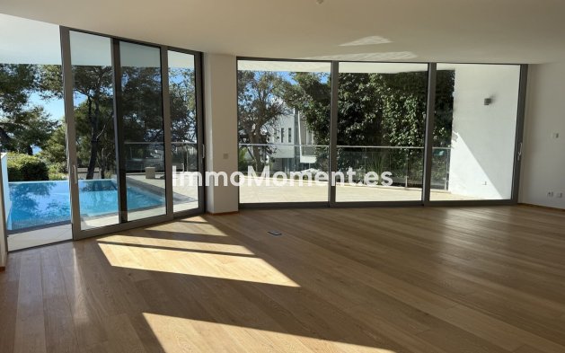 Resale - Villa - Marbella - Sierra Blanca