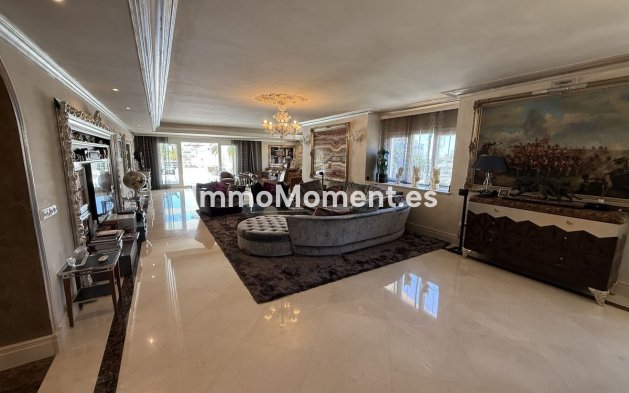 Wiederverkauf - Wohnung - Marbella - Puerto Banús