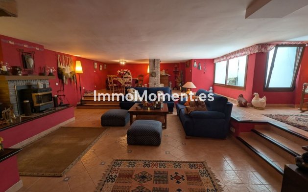 Resale - Villa - Marbella - San Pedro de Alcántara