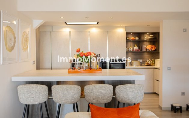 Resale - Apartment - Benahavís - Benahavís Centro