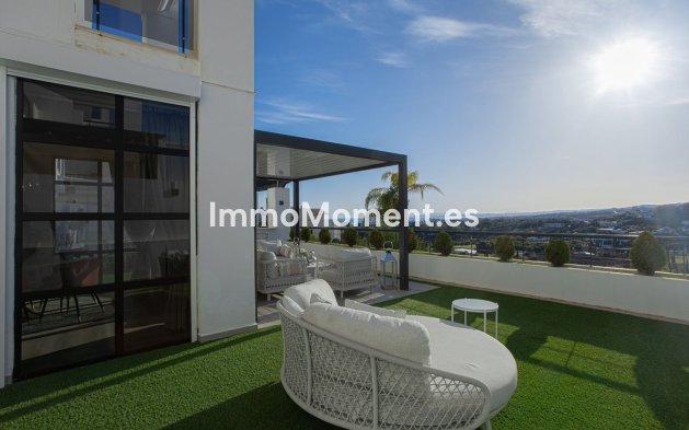 Resale - Apartment - Benahavís - Benahavís Centro