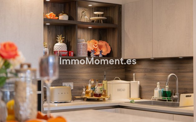 Resale - Apartment - Benahavís - Benahavís Centro