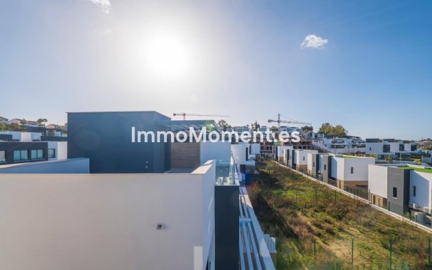 Reventa - Villa - Estepona  - Atalaya