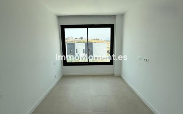 Reventa - Villa - Estepona  - Atalaya