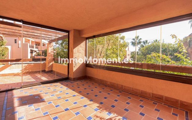 Resale - Apartment - Estepona - Hacienda del Sol