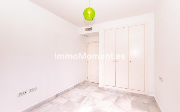 Resale - Apartment - Estepona - Hacienda del Sol