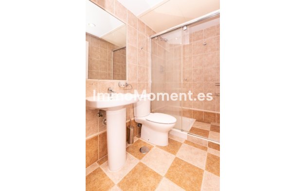 Resale - Apartment - Estepona - Hacienda del Sol