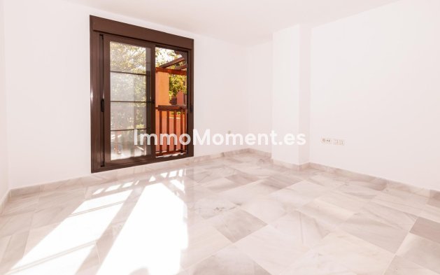 Resale - Apartment - Estepona - Hacienda del Sol