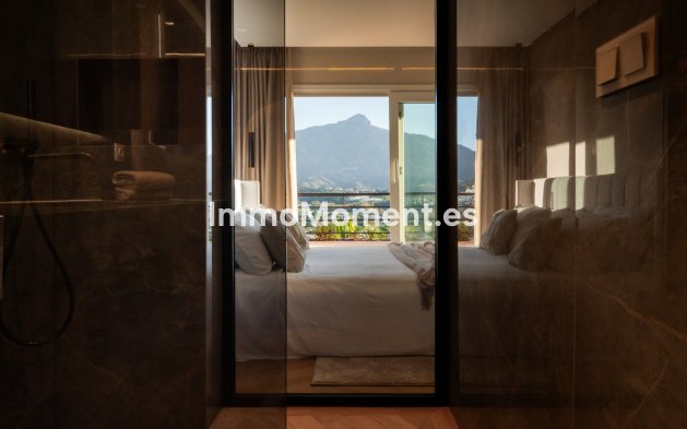 Wiederverkauf - Wohnung - Marbella - Nueva Andalucía