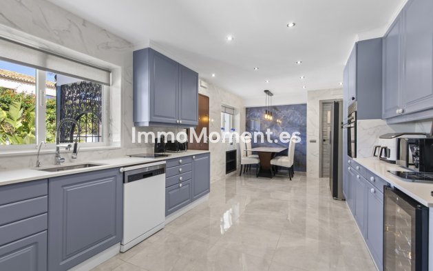 Revente - Villa - Estepona  - Estepona Centro