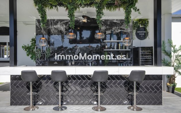 Revente - Villa - Estepona  - Estepona Centro