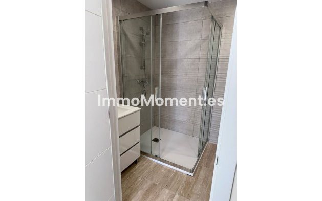 Resale - Villa - Marbella - Nueva Andalucía