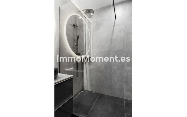 Wiederverkauf - Wohnung - Marbella - Nueva Andalucía