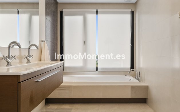 Revente - Villa - Benahavís - Benahavís Centro