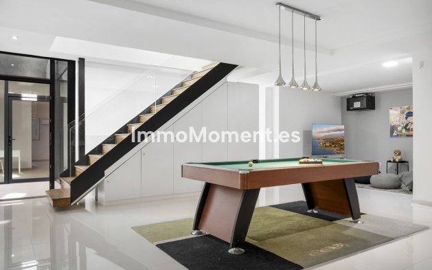 Wiederverkauf - Villa - Marbella - Nueva Andalucía