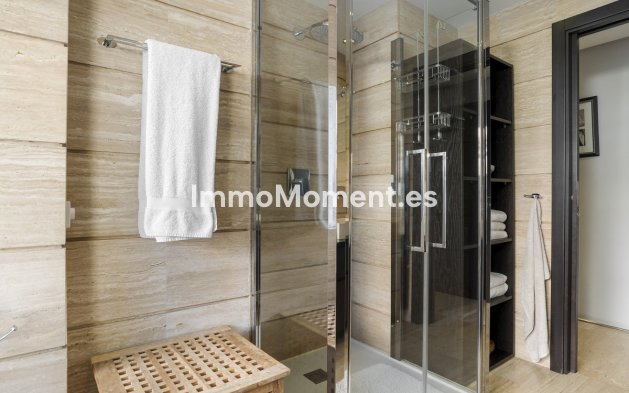 Revente - Villa - Marbella - Nueva Andalucía