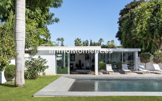 Revente - Villa - Marbella - Nueva Andalucía