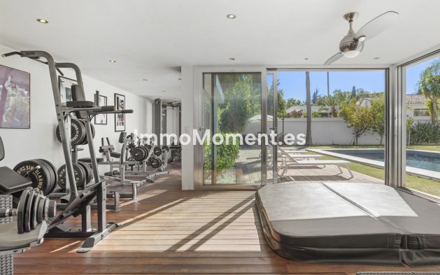 Revente - Villa - Marbella - Nueva Andalucía