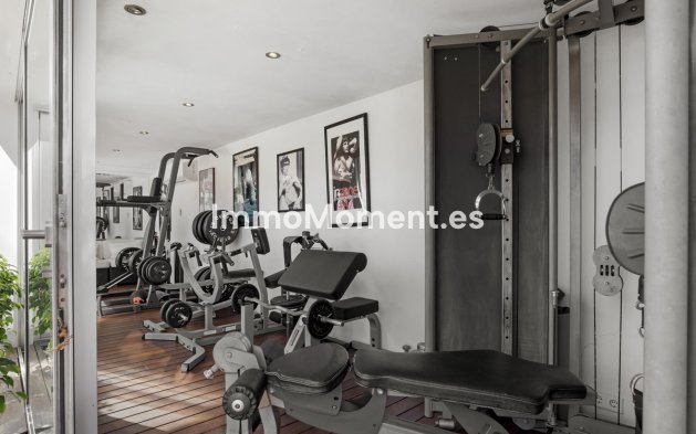 Revente - Villa - Marbella - Nueva Andalucía