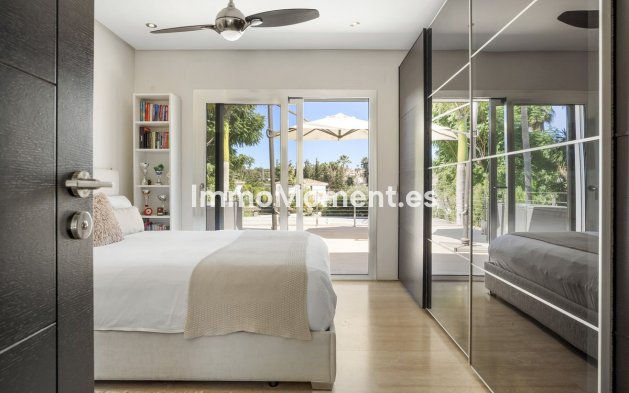 Revente - Villa - Marbella - Nueva Andalucía
