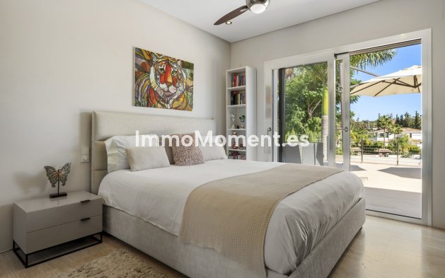 Revente - Villa - Marbella - Nueva Andalucía