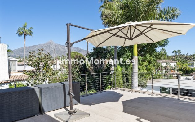 Revente - Villa - Marbella - Nueva Andalucía