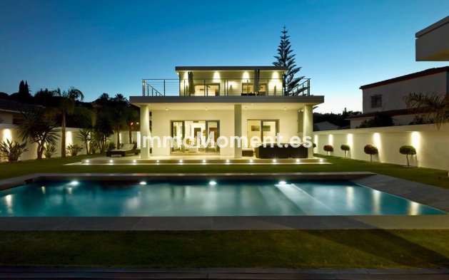 Revente - Villa - Marbella - Nueva Andalucía