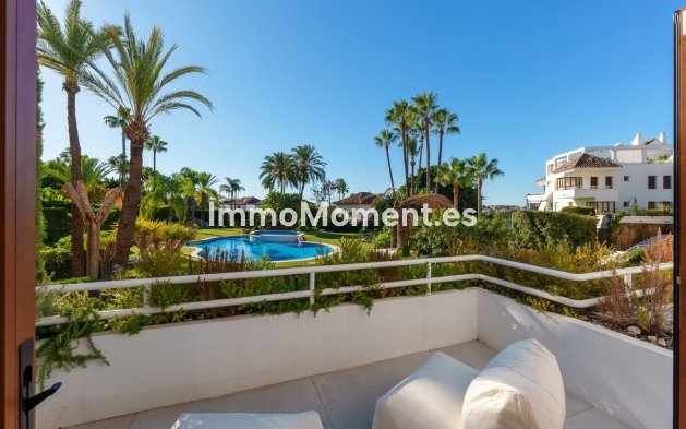 Wiederverkauf - Wohnung - Marbella - Nueva Andalucía