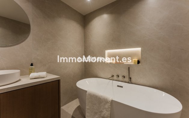 Wiederverkauf - Villa - Marbella - The Golden Mile