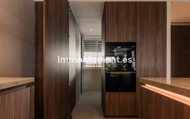 Wiederverkauf - Villa - Marbella - The Golden Mile