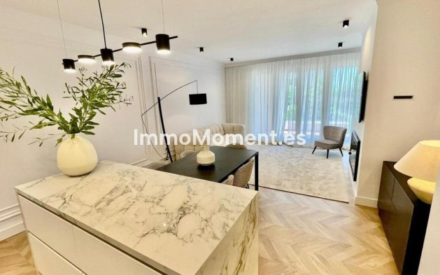 Revente - Appartement - Estepona  - Estepona Centro