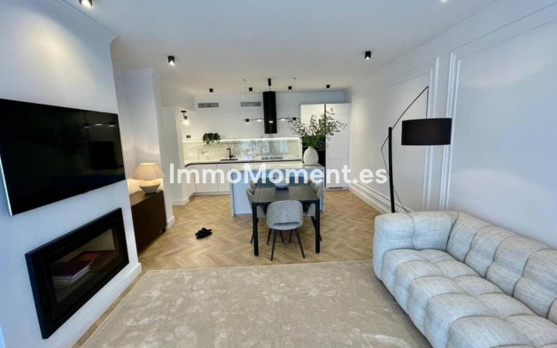 Revente - Appartement - Estepona  - Estepona Centro