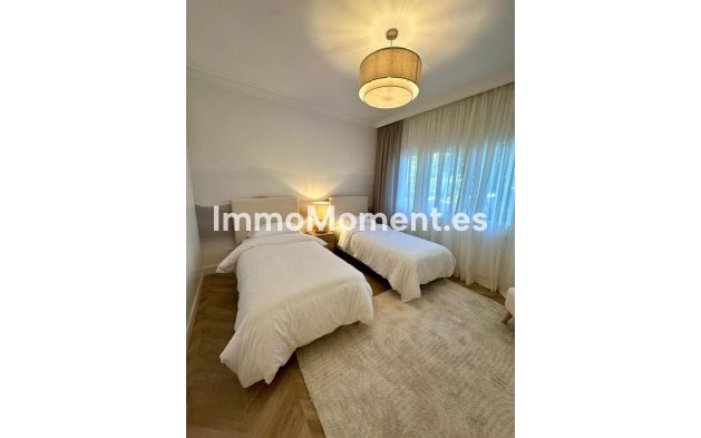 Revente - Appartement - Estepona  - Estepona Centro