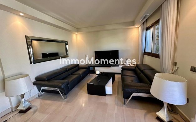 Wiederverkauf - Wohnung - Marbella - Nueva Andalucía