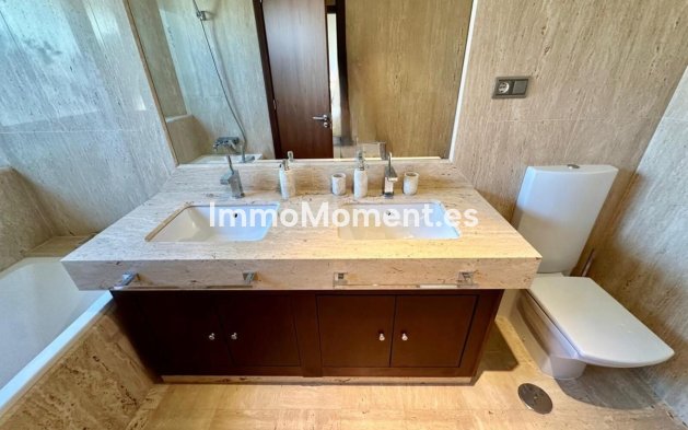 Wiederverkauf - Wohnung - Marbella - Nueva Andalucía