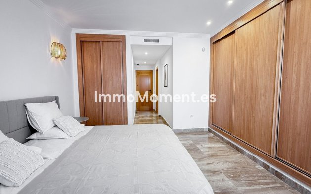 Revente - Appartement - Estepona  - Estepona Centro