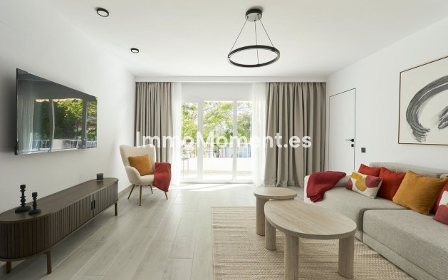 Wiederverkauf - Wohnung - Marbella - Nueva Andalucía