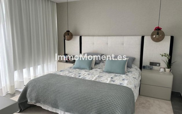 Revente - Villa - Marbella - Puerto Banús