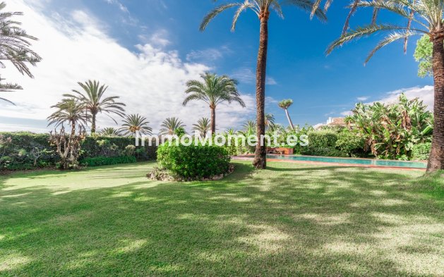 Wiederverkauf - Villa - Marbella - Los Monteros