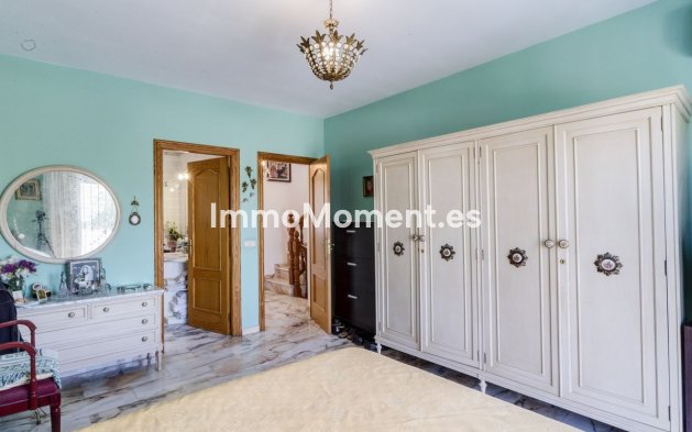 Resale - Villa - Marbella - Marbella Centro