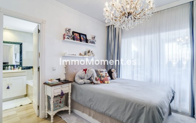 Wiederverkauf - Wohnung - Marbella - Bahía de Marbella